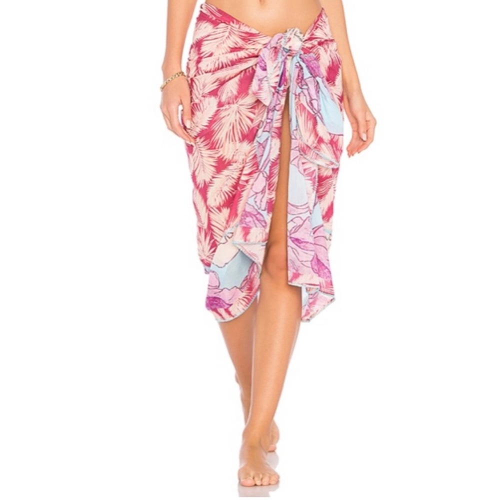 Maaji pareo/sarong in Trumpetfish 57x48”. NWT